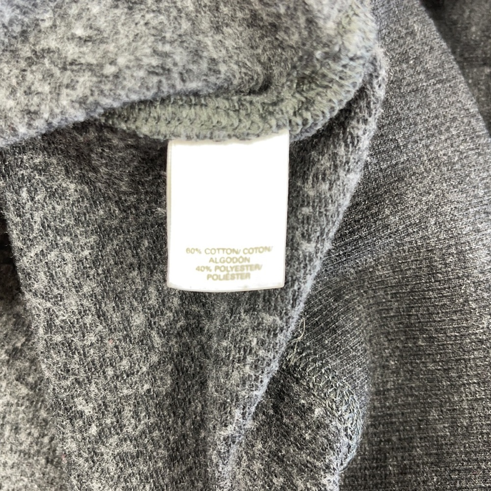 VICTORIA’S SECRET Black Pink Snowflake Cropped Hoodie Sweatshirt Size XS - Picture 9 of 10